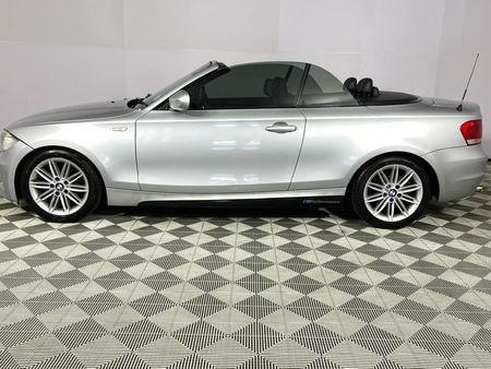 2012-BMW-1-Series-120i-Convertible-M-Sport-Auto_16