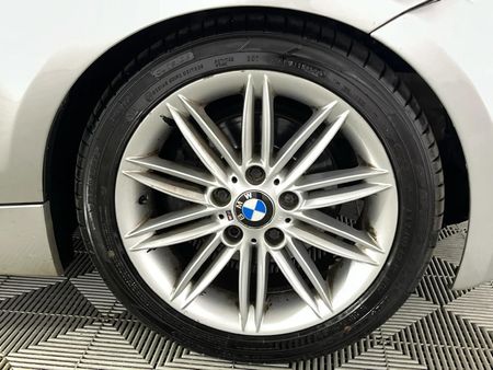 2012-BMW-1-Series-120i-Convertible-M-Sport-Auto_4