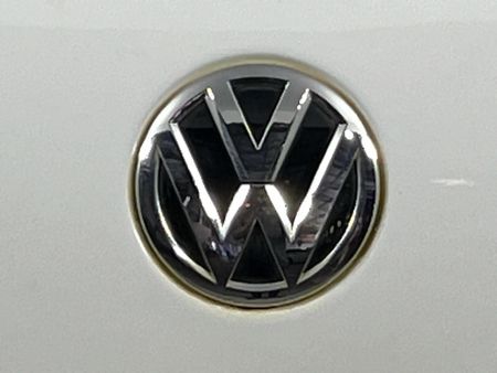 2017-Volkswagen-Jetta-GP-16-Conceptline_11