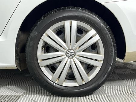 2017-Volkswagen-Jetta-GP-16-Conceptline_6