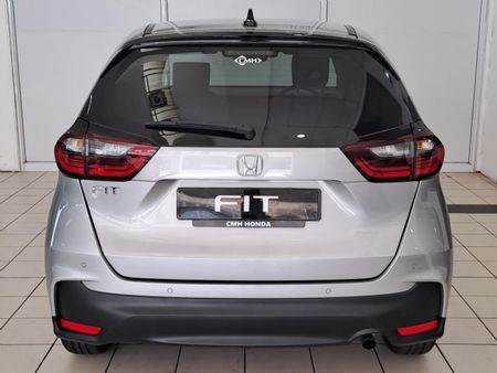 2024-Honda-Fit-15-Comfort-CVT_8