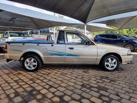 2000-Mazda-Rustler-160-Drifter_6