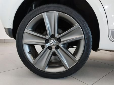 2017-Volkswagen-Polo-Vivo-GP-16-Maxx-5-dr_10