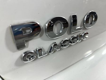 2004-Volkswagen-Polo-Classic-16-Comfortline_10