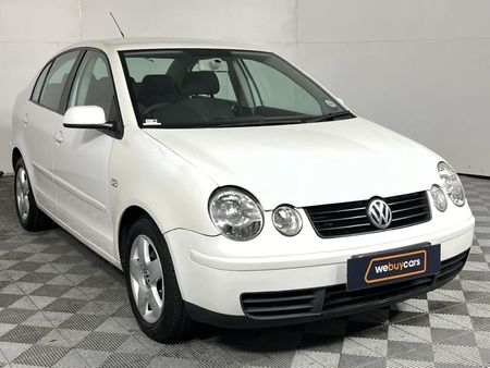 2004-Volkswagen-Polo-Classic-16-Comfortline_12