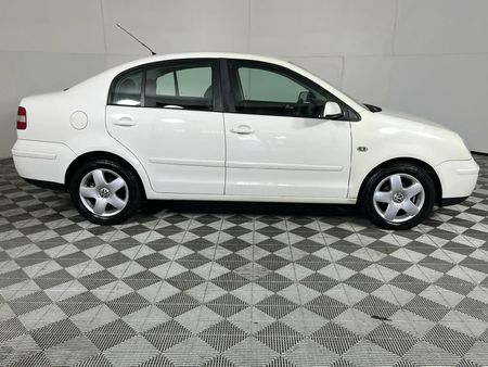 2004-Volkswagen-Polo-Classic-16-Comfortline_13