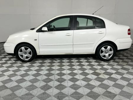 2004-Volkswagen-Polo-Classic-16-Comfortline_15