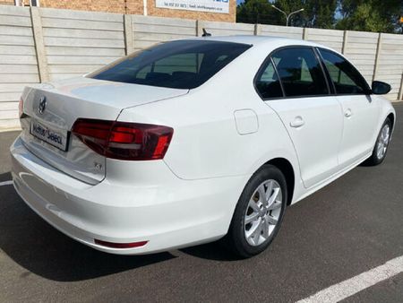2018-Volkswagen-Jetta-GP-14-TSI-Comfortline-Auto_6