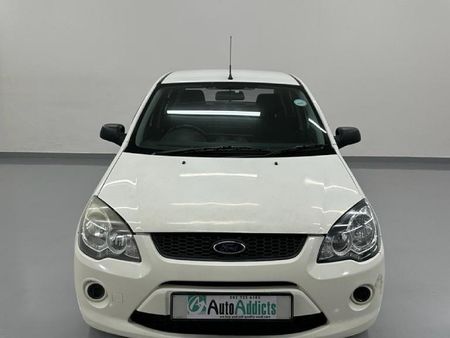 2014-Ford-Ikon-16-Trend_1