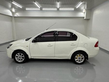 2014-Ford-Ikon-16-Trend_4