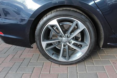 2016-Audi-A4-20-TFSI-Sport-Auto_18