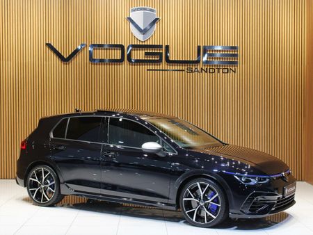 2023-Volkswagen-Golf-8-20-TSI-R-DSG_0