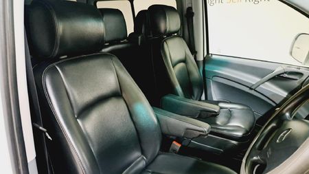 2005-Mercedes-Benz-Vito-115-CDI-CrewBus_12