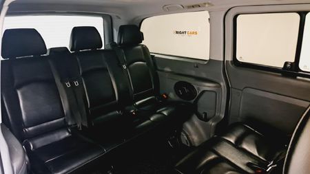 2005-Mercedes-Benz-Vito-115-CDI-CrewBus_13