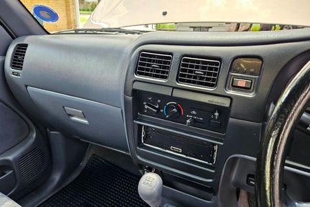2000-Toyota-Hilux-2000-SR-Single-Cab_20
