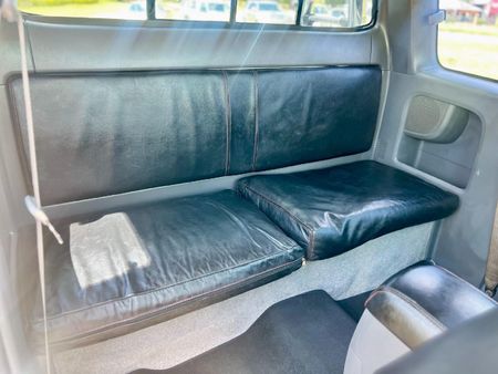 2014-Toyota-Hilux-30-D-4D-Legend-45-Xtra-Cab_16