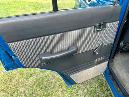 1984-Toyota-Land-Cruiser-FJ60-FJ60-2F-Station-Wagon_19