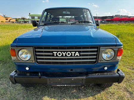 1984-Toyota-Land-Cruiser-FJ60-FJ60-2F-Station-Wagon_3