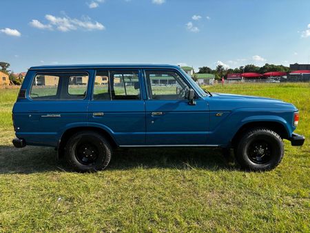 1984-Toyota-Land-Cruiser-FJ60-FJ60-2F-Station-Wagon_5