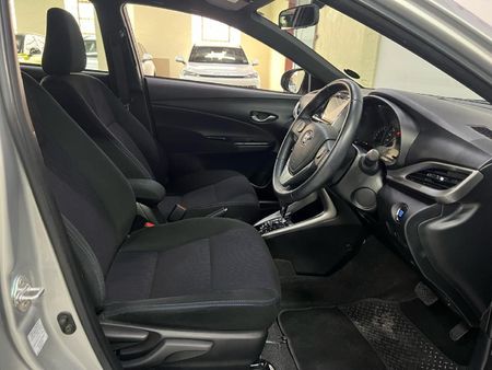 2019-Toyota-Yaris-15-XS-Auto-5-dr_9