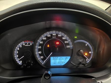 2019-Toyota-Yaris-15-XS-Auto-5-dr_7