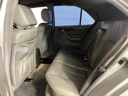 1998-Mercedes-Benz-C-Class-C-240-Elegance-Auto_3