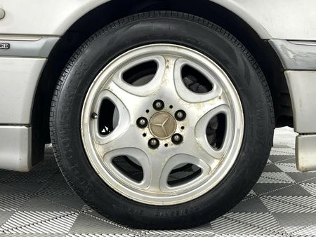 1998-Mercedes-Benz-C-Class-C-240-Elegance-Auto_5