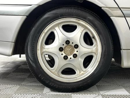 1998-Mercedes-Benz-C-Class-C-240-Elegance-Auto_7