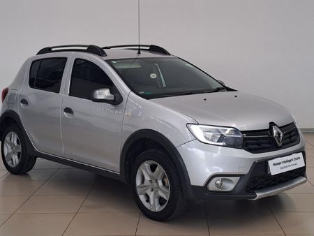 2017-Renault-Sandero-900T-Stepway-Expression_0