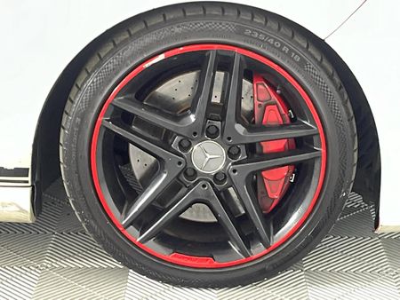 2014-Mercedes-AMG-CLA-45-AMG_4