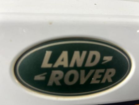 2014-Land-Rover-Discovery-4-50-V8-SE_11