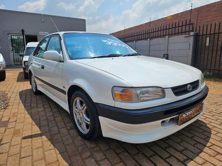 1998-Toyota-Corolla-RSi-20v_1