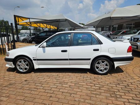 1998-Toyota-Corolla-RSi-20v_6