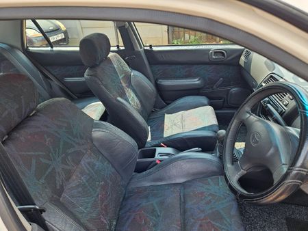 1998-Toyota-Corolla-RSi-20v_7