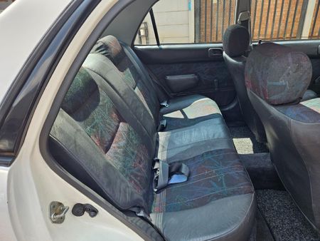 1998-Toyota-Corolla-RSi-20v_8