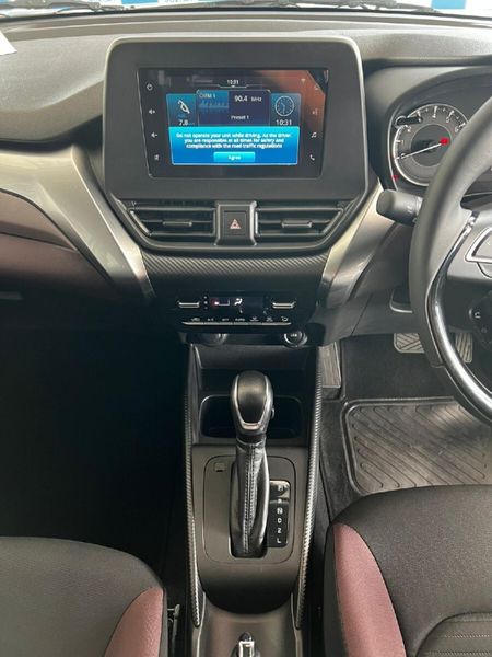 2024-Suzuki-Fronx-15-GL_13