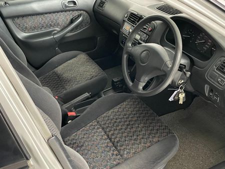 1999-Honda-Ballade-160i-Luxline-Auto_6