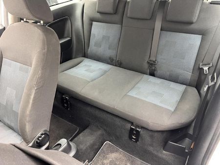 2008-Ford-Fiesta-14i-Trend-3-dr_11