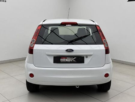 2008-Ford-Fiesta-14i-Trend-3-dr_4