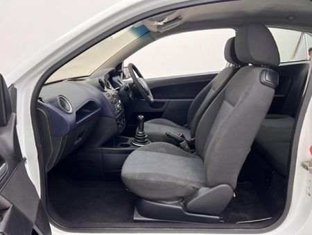 2008-Ford-Fiesta-14i-Trend-3-dr_6