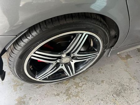 2017-Mercedes-Benz-CLA-220d-AMG-Auto_10