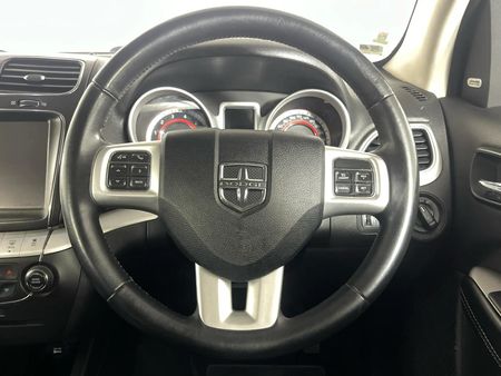 2015-Dodge-Journey-36-V6-SXT-Auto_12