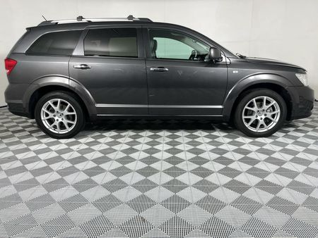 2015-Dodge-Journey-36-V6-SXT-Auto_15