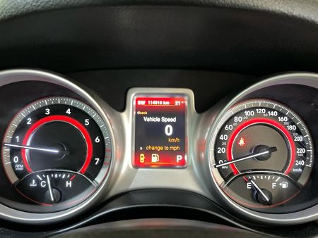 2015-Dodge-Journey-36-V6-SXT-Auto_2