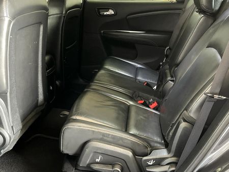 2015-Dodge-Journey-36-V6-SXT-Auto_3