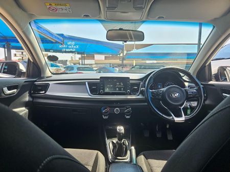 2020-Kia-Rio-14-EX-5-dr_11