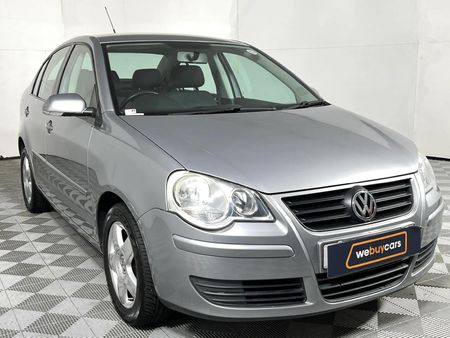 2009-Volkswagen-Polo-Classic-16-Comfortline_13