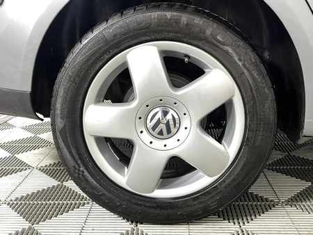 2009-Volkswagen-Polo-Classic-16-Comfortline_7