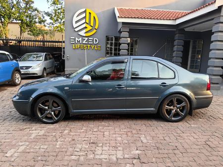 2003-Volkswagen-Jetta-IV-V5_6