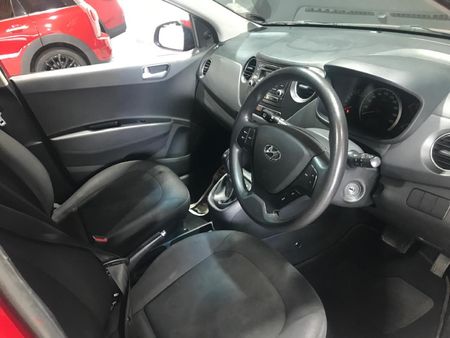 2019-Hyundai-Grand-i10-10-Fluid-Auto_7